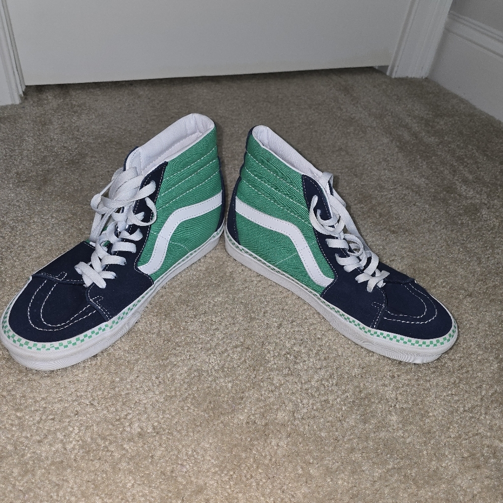 Vans White and Green Skateboard Shoes